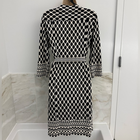 Diane Von Furstenberg Tallulah Silk Wrap Black & White Geometric Dress - Picture 6 of 16